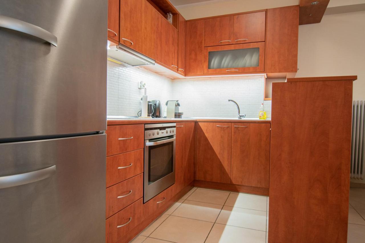 Homey Penthouse In Kypseli Athens Exterior photo