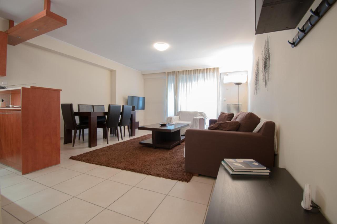 Homey Penthouse In Kypseli Athens Exterior photo