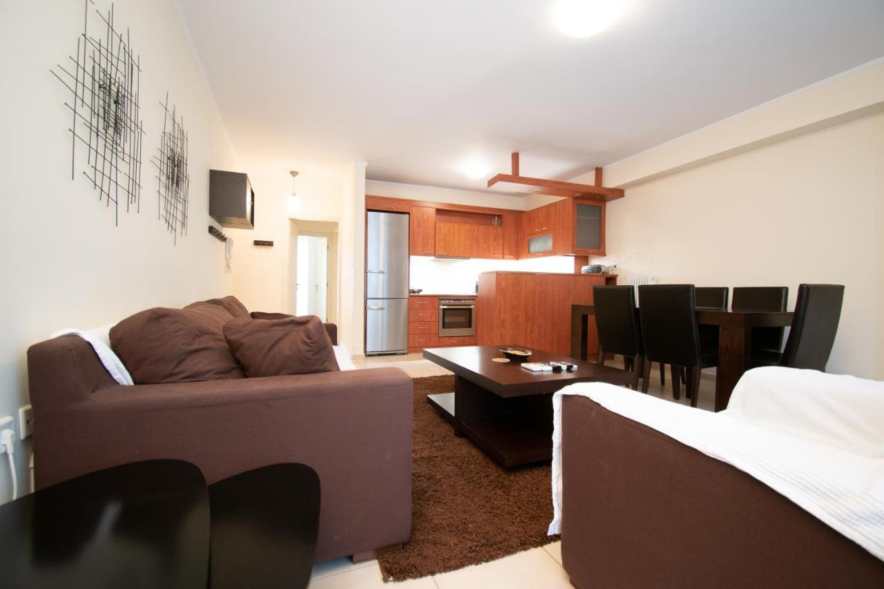Homey Penthouse In Kypseli Athens Exterior photo